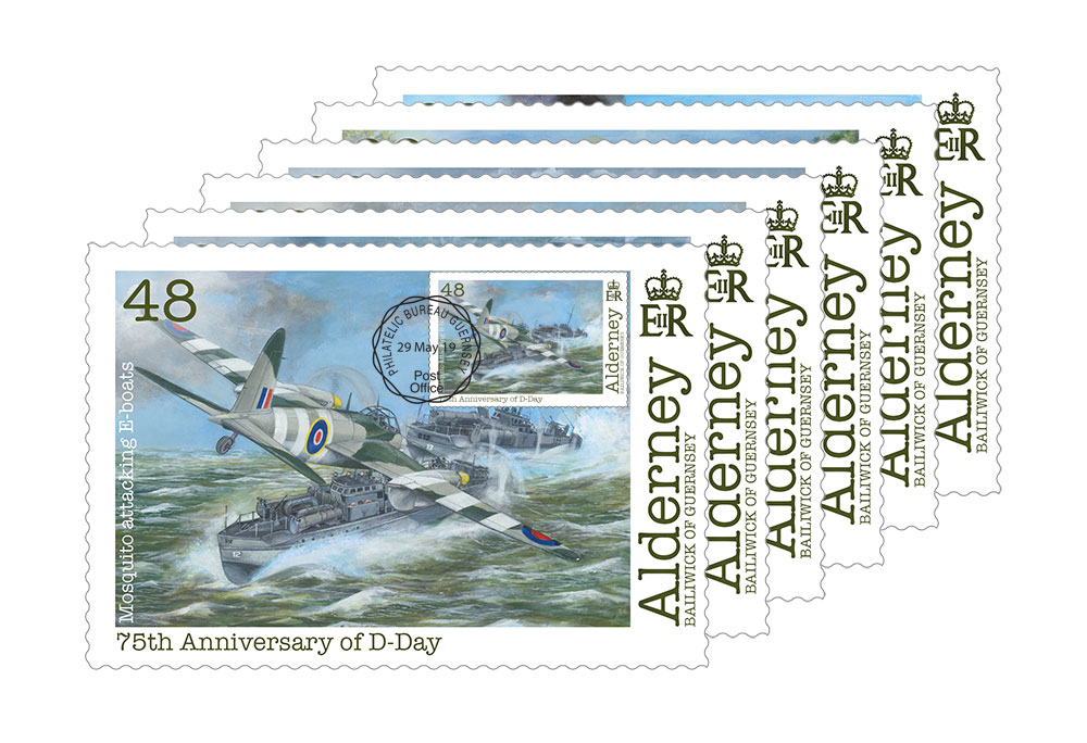 D-Day Maxi Postcard Set